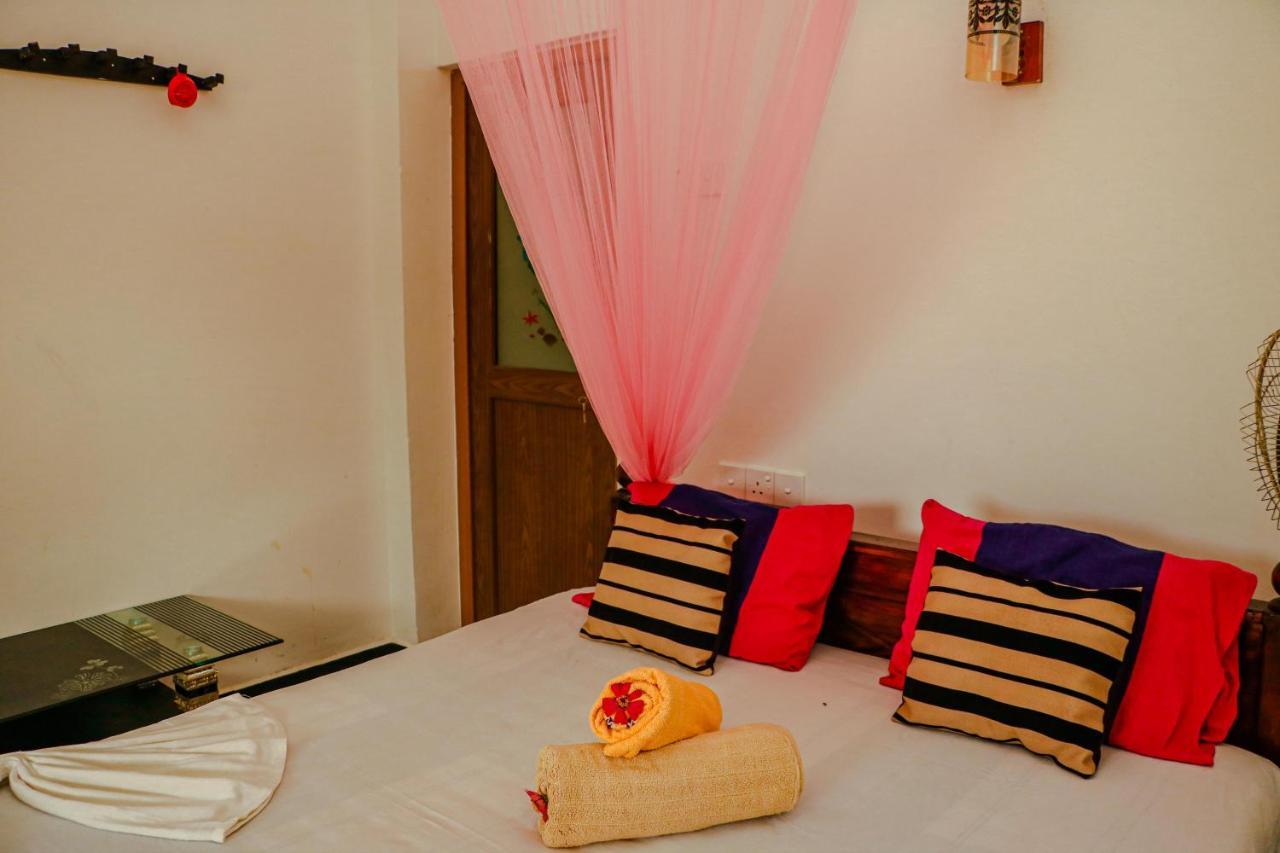 Sigiri Gayani Home Stay Sigiriya Esterno foto